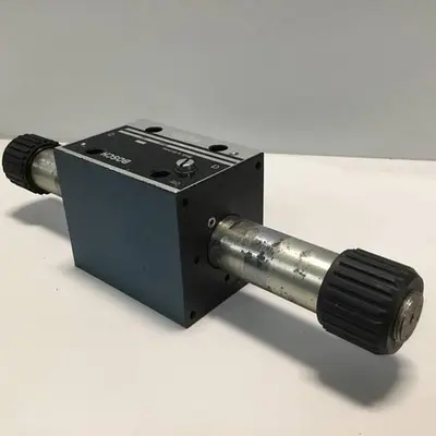 USED BOSCH 0 810 001 402