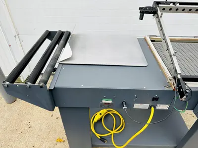 USED 1993 HEAT SEAL HS-2024D - SERIES B