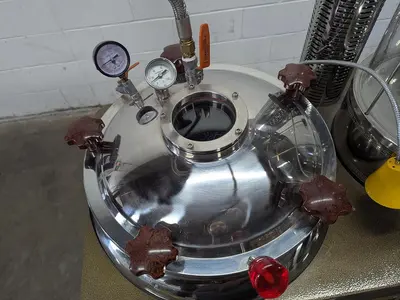 Cosmos 660 Vacuum Extractor