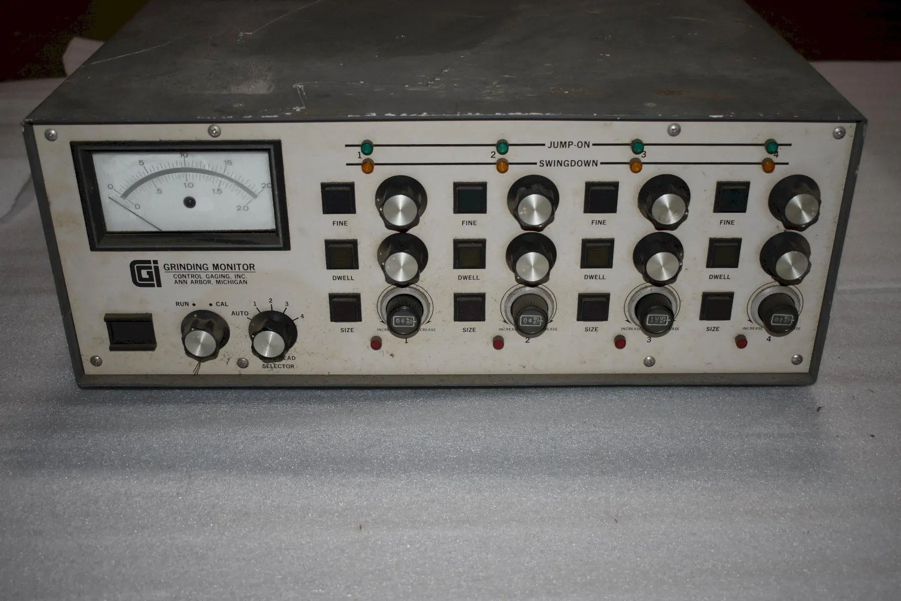 USED Control Gaging 801P-310A-44MG