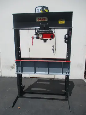 USED DAKE 6-475