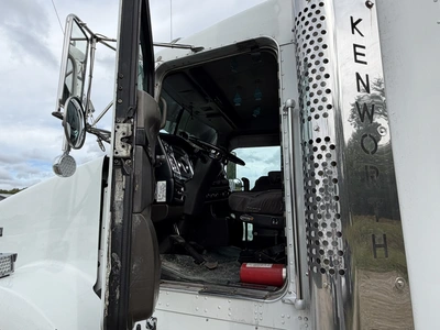 Used 2012 KENWORTH T800 TRUCK TRACTOR Conventional trucks Michigan US | Miedema Asset Management Group #1709452
