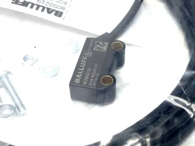 BOS R020K-NS-RF10-02, BOS0219 | Balluff BOS0219 Diffuse Photoelectric Sensor BOS R020K-NS-RF10-02 - New