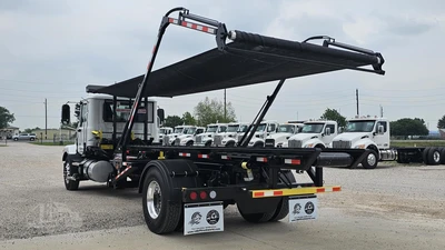 New | in-Stock 2027 MACK MD7 Rolloff Trucks Texas US | Roll Off Truck World #1491899