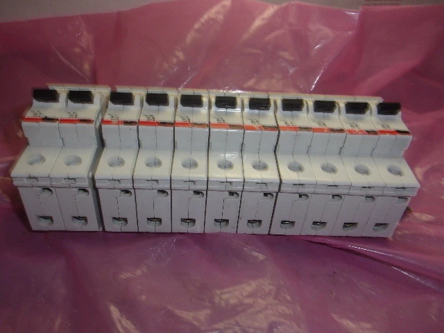 Used ABB S231B16 Circuit Breakers Arizona US | ASSET CONVERSION SPECIALISTS, INC. #306271