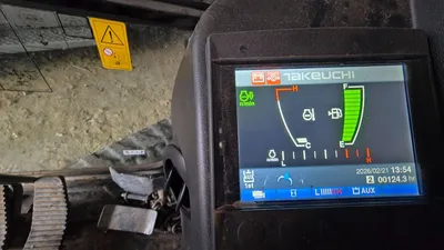 TAKEUCHI TB260 Excavator | Iron Listing (40)