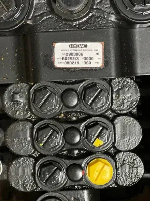 Hydraulic Valve Bank