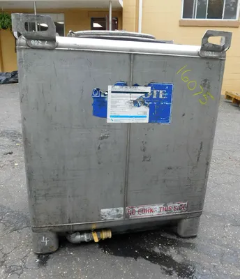 USED HOOVER GROUP TOTE 400 GALLON