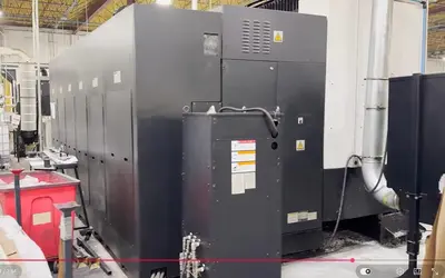 USED 2010 MAZAK VTC800E/30-SR