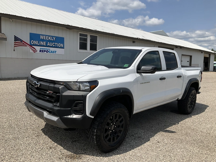 Used 2025 CHEVROLET COLORADO Pickup Trucks Michigan US | Miedema Asset Management Group #1325775