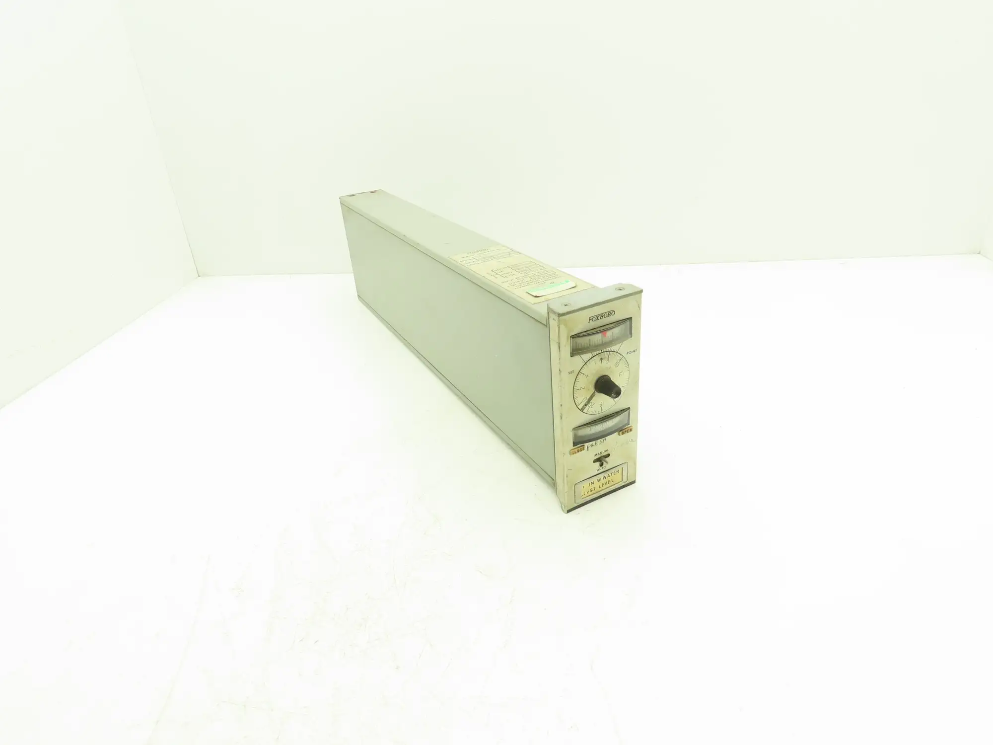 Foxboro 62H-4E-0J M/62H Controller 118VAC 50/60Hz 4-20mA Output