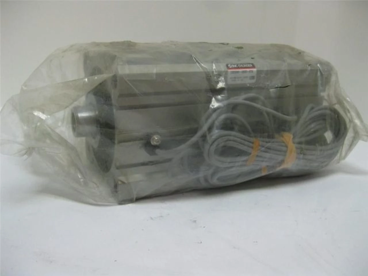 NEW SMC CDQ2A80-125DC-A73L