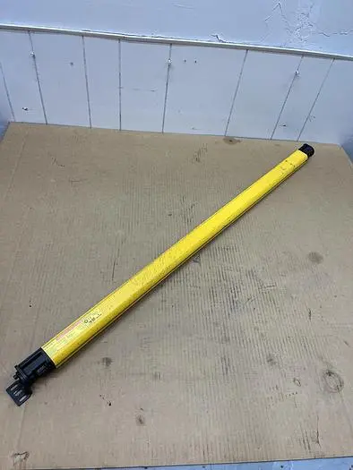 Used KEYENCE KEYENCE SL-V111FM-T Misc Electrical & Power Parts | ND Industrial Surplus #1214898
