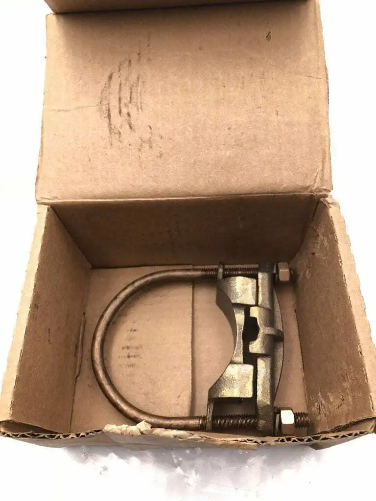 Thomas & Betts Blackburn GUV3021 Copper U-Bolt Ground Clamp 4 Sol-2/0 STR  -NIB