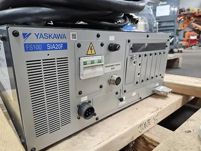 USED 2014 YASKAWA MOTOMAN SIA20F