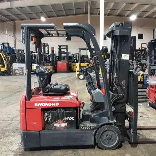 Used 2019 RAYMOND 4460C30 3-Wheel Stand up Electric Counterbalance Forklifts | Russell Equipment #723636