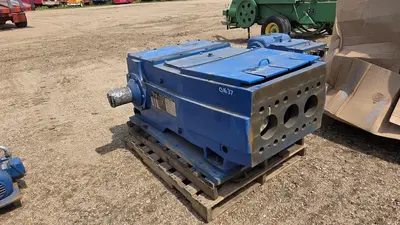 NEW NATIONAL OILWELL VARCO "NOV" 200T-5 TRIPLEX PUMP