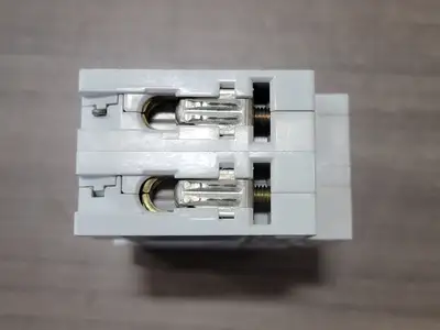USED SIEMENS 5SX22-C32