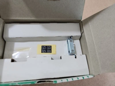 NEW Sunx FX-7GJ
