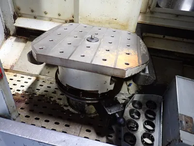 Used 2003 HAAS EC400 Horizontal Machining Centers Ohio US | HGR 24 #726790