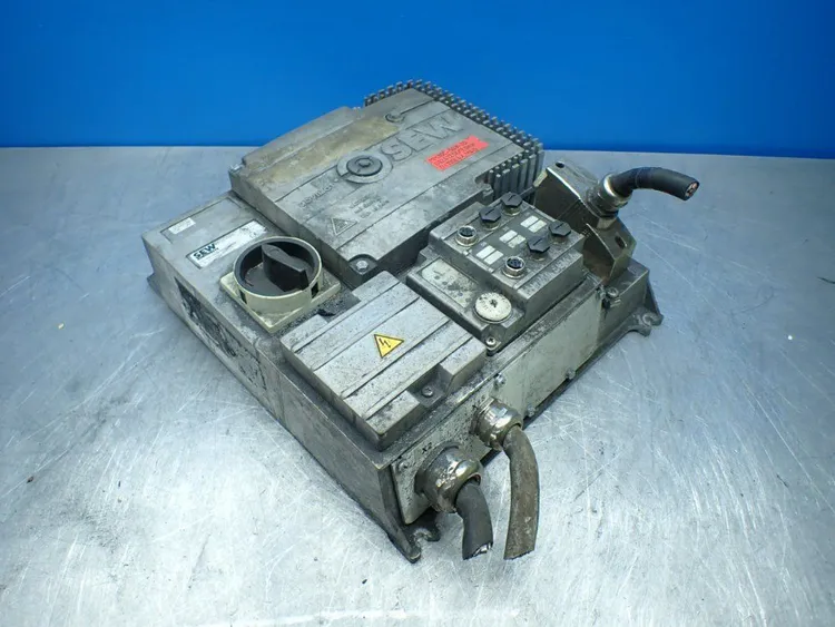 Used SEW EURODRIVE MQD32A/MM30C/Z38G0/AGB1 PLC Input & Output Ohio US | HGR 24 #838777