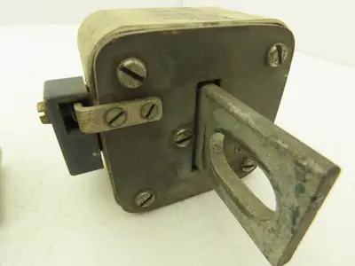 Bussmann Cooper SPP-7E700 Buss Semitron Fuse 700 Amp 700 Volt Lot of 2