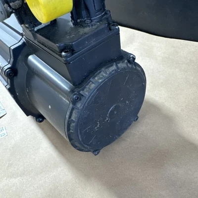 USED Rexroth R911277757