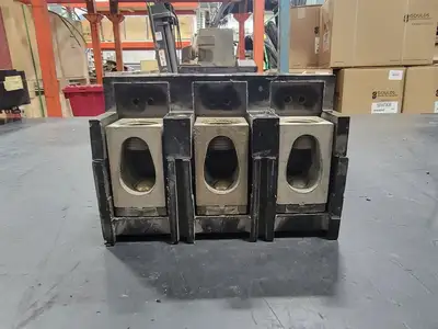 400 Amp, 3 Pole Circuit Breaker