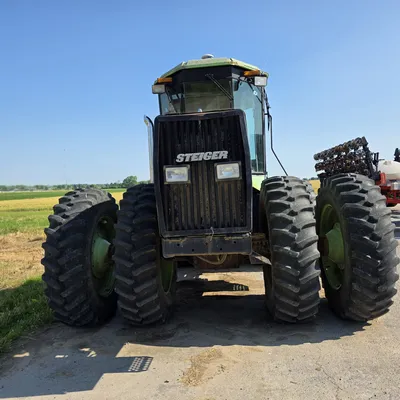 STEIGER PUMA 1000 Tractor | Iron Listing (4)