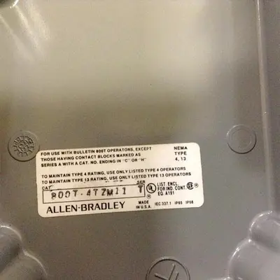 USED ALLEN BRADLEY 800T-4TZM11 SER T