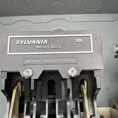 Used SYLVANIA HD221 Switchgears California US | Davliegogo LLC #1708117