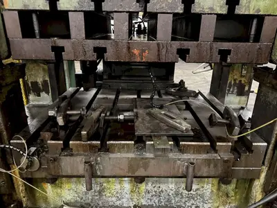 100 TON MINSTER P2-100-42 PIECE MAKER STRAIGHT SIDE SSDC HIGH SPEED PRESS 6" STROKE: YOBRO #23916
