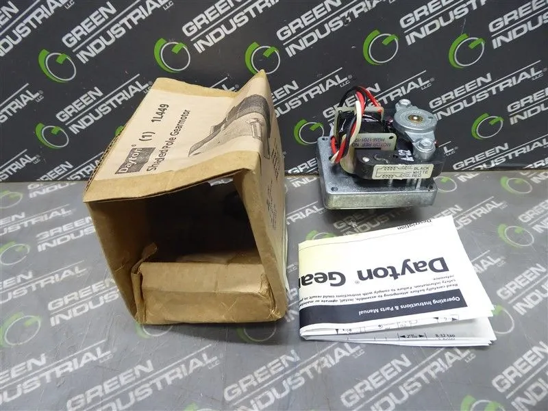Dayton 1L449 Shielded Pole Gearmotor 1/250 HP 0.9 RPM CW Rotation 50 in-lbs New
