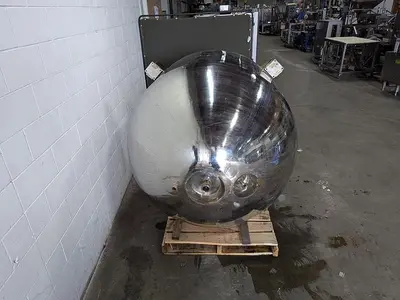 300 Gal. Dual Agitation Mix Tank