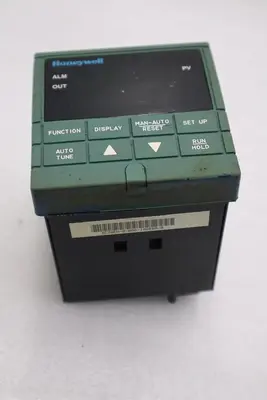 HONEYWELL DC20EH-0-000-1000B0-0 UNIVERSAL CONTROLLER STOCK K-380-D