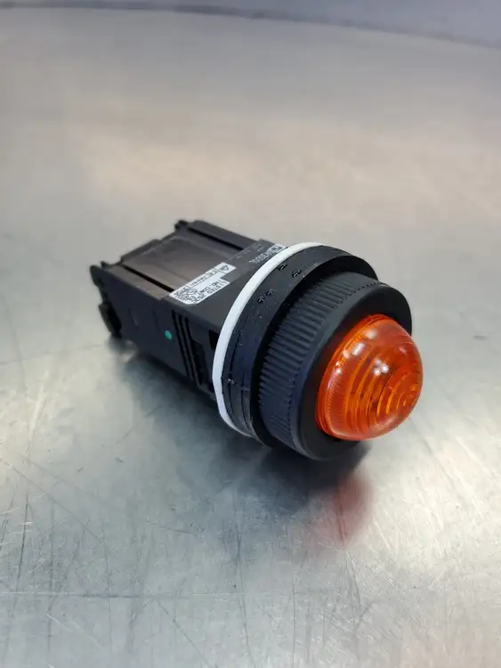 Used Fuji Electric DR30D0L-L3A (AR9T511-H) Light Source Equipment South Carolina US | Palmetto Automation #1161677
