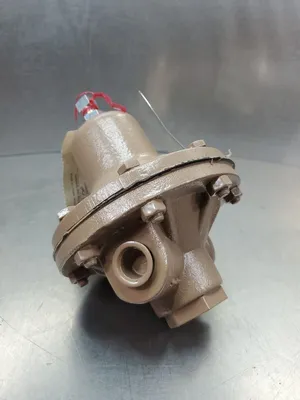 CASHCO AH3087-000-12 1/2" NPT D CI/CI/B2/ REGULATOR, 30-80 PSIG. 6D-21