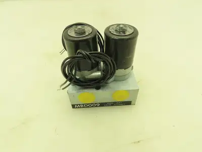 Honeywell Skinner MBD009 Solenoid Valve 4-Way Assembly NO 24VDC 150 PSI MBD005