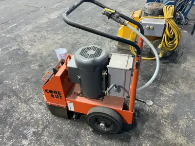 USED DIAMOND PRODUCTS CC100