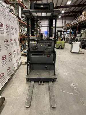 Crown SP3020-30 Order Picker Fork Truck/Forklift 1085AH 24VDC 5373hrs