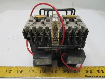 Allen Bradley 104-AO9NZ243 Ser A Reversing Contactor 600V 9A w/24VDC Coil