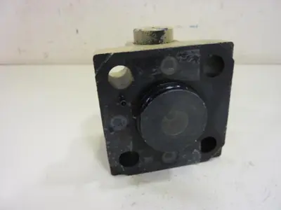 USED VICKERS CVCS25W31S210