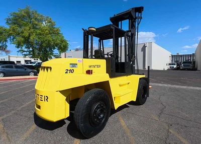 USED 2000 HYSTER H210XL