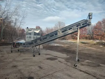 2021 Two Rivers Incline conveyor