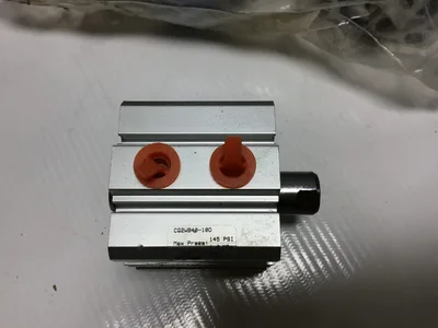 SMC CQ2WB40-10D Air Cylinder Max Press 145 PSI 1.0 MPa (Lot of 4)