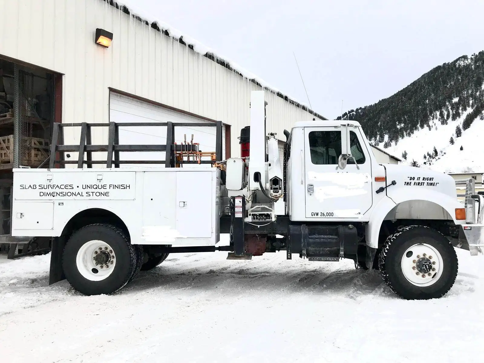 USED 2002 INTERNATIONAL 4800