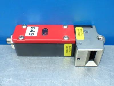 USED FORTRESS INTERLOCKS NO4T6ST401T03116D1GM