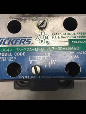 USED VICKERS DG4V3S22AMUHL760EN490