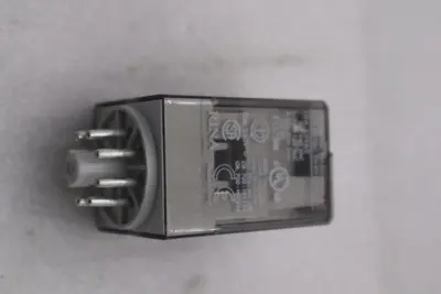 ALLEN BRADLEY 700-HA32Z01-4 Series D 700HA32Z014  125 V DC STOCK K-3411