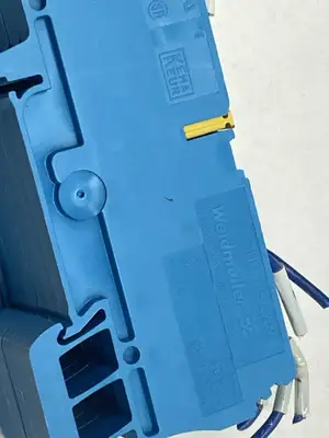Used WEIDMULLER FEED-THROUGH TERMINAL BLOCK BLUE 1608580000 LOT OF 6 Terminal Blocks | Maverick Industrial Sales #1100141